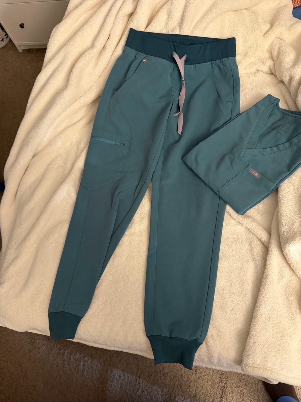 Figs Teal Green Scrub Top and pants